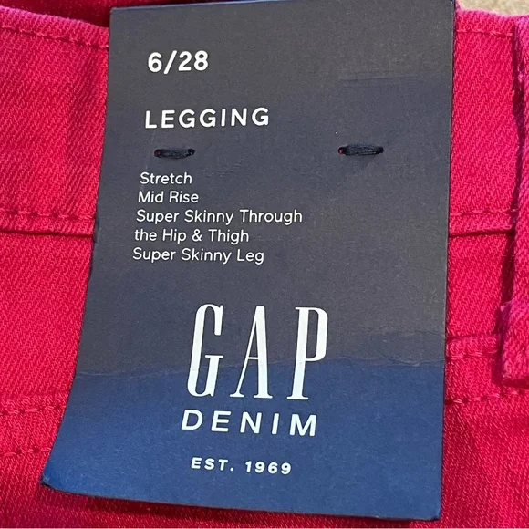 NWT GAP Midrise Super Skinny Denim Leggings in Cranberry Size 6/28 - Picture 9 of 11